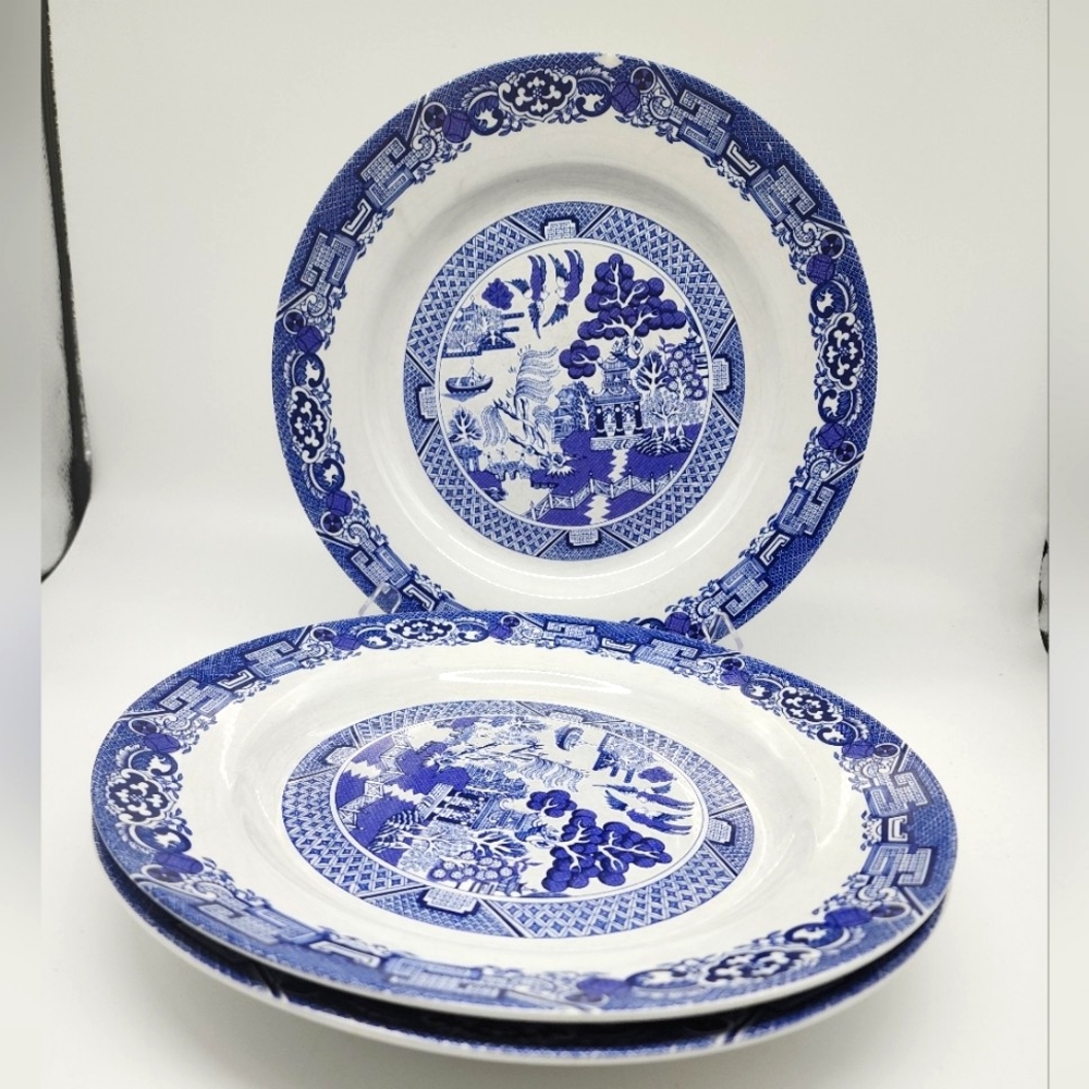 Royal Cuthbertson Blue Willow Dinner Plates 11" Set of 3